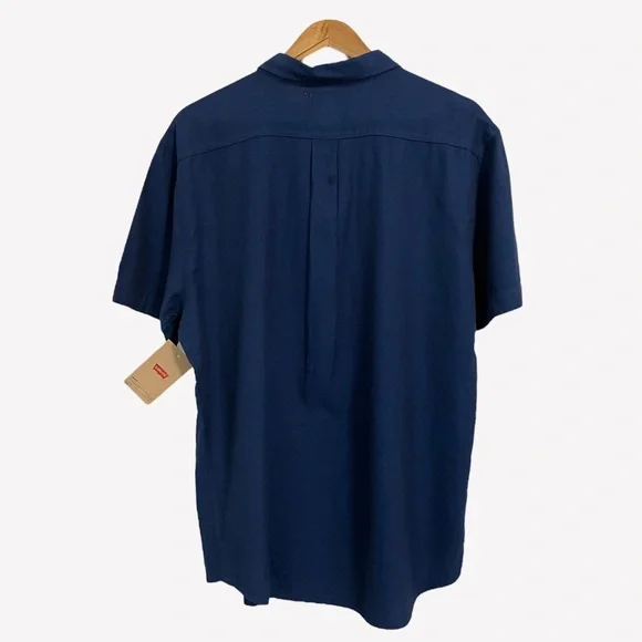 Levi’s Classic Mens Shirt NWT (M) - Picture 2 of 5